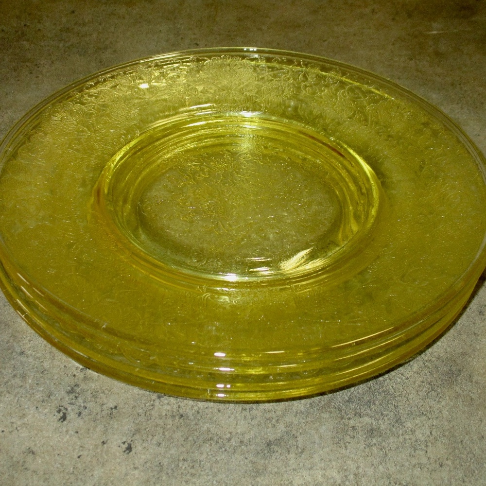 LAST CALL!!   Hazel Atlas Depression Salad Plates